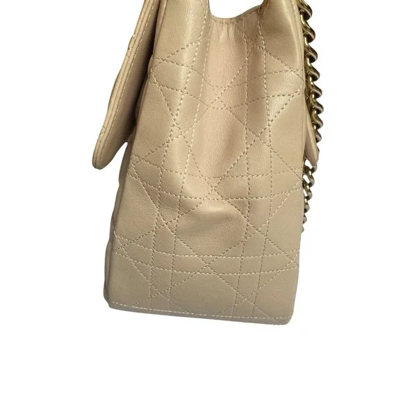 Christian Dior Shoulder Flap Bag Medium Nude Beige Pink Gold Chain - Picture 9 of 16